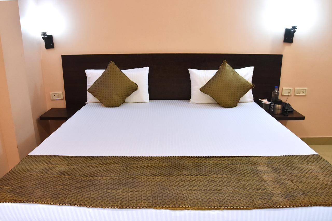 Munaro Hotels & Resorts Varanasi Luaran gambar